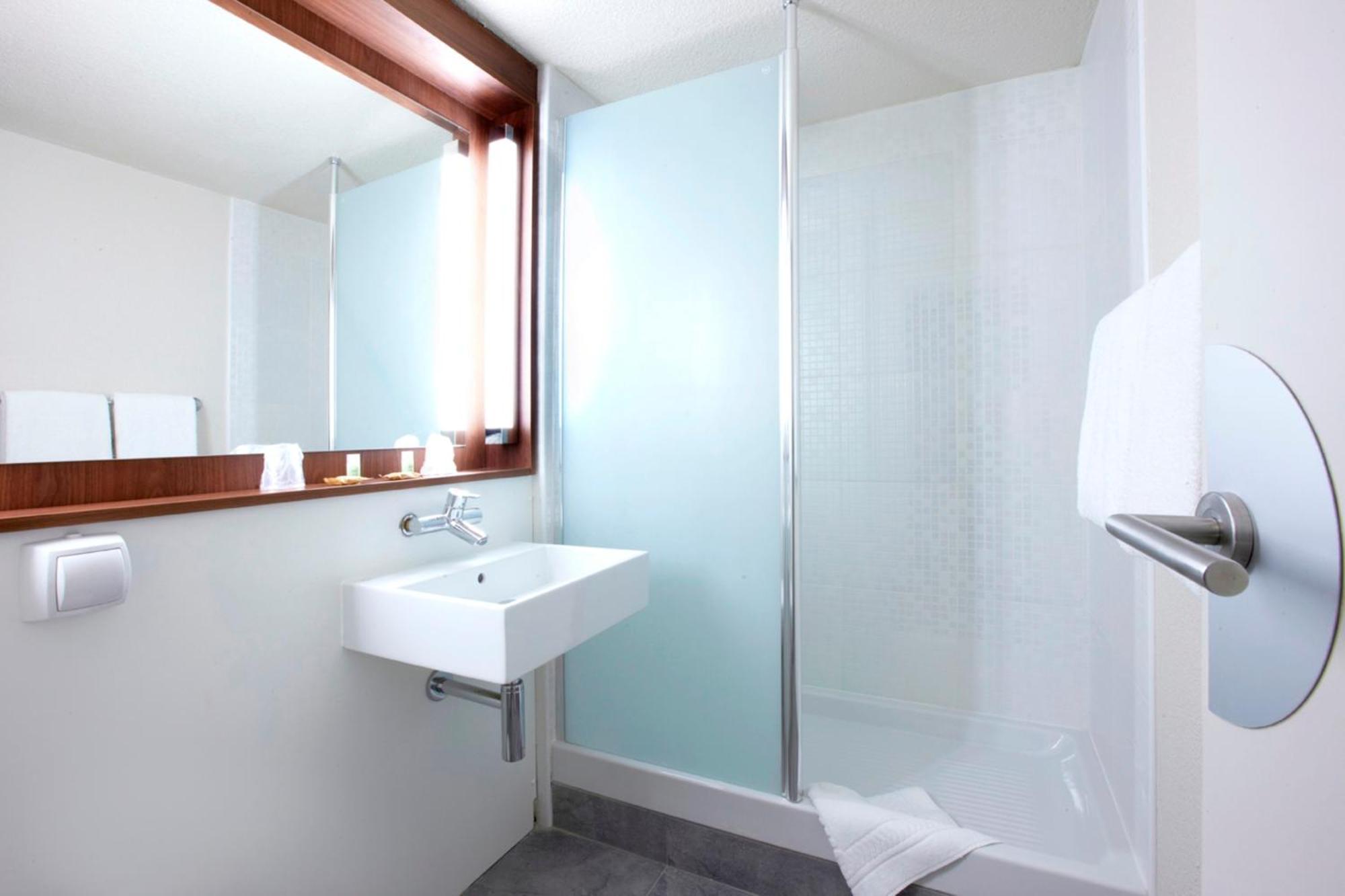 2 Adjacent Double Room