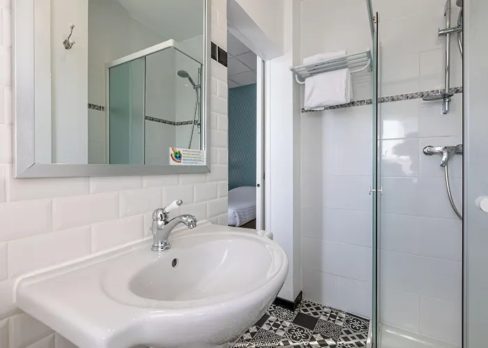 Hotel Saint Maurice Lille